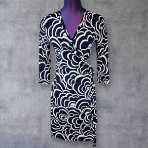 Banana Republic Navy & White Retro Floral Print Wrap Dress Size XS Women's T39